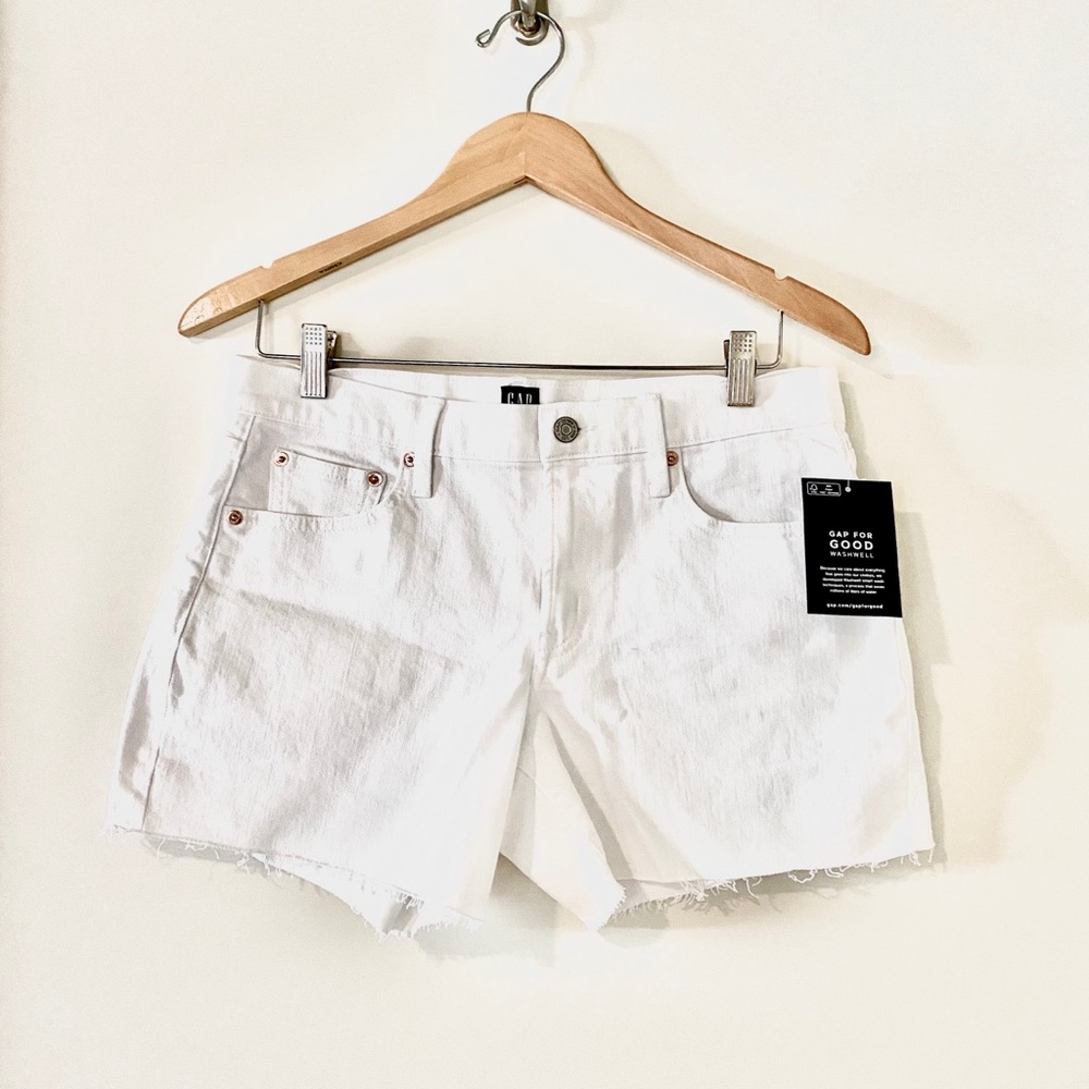 NWT GAP Washwell White Denim High-Waisted Shorts